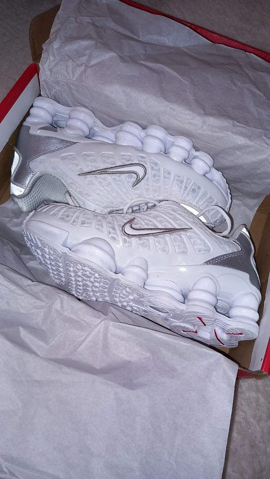 Nike Shoxs